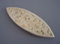 c1830 Canton carved floral ivory tatting shuttle