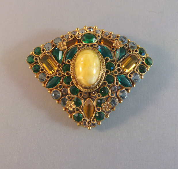 HOBE unsigned brooch with oval yellow swirl cabochon center - Morning ...